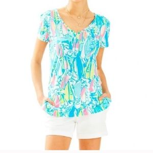 Lilly Pulitzer Meredith Tee in Beach & Bae